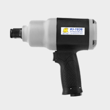 KI-1836冠亿超大型复合空气冲击扳手